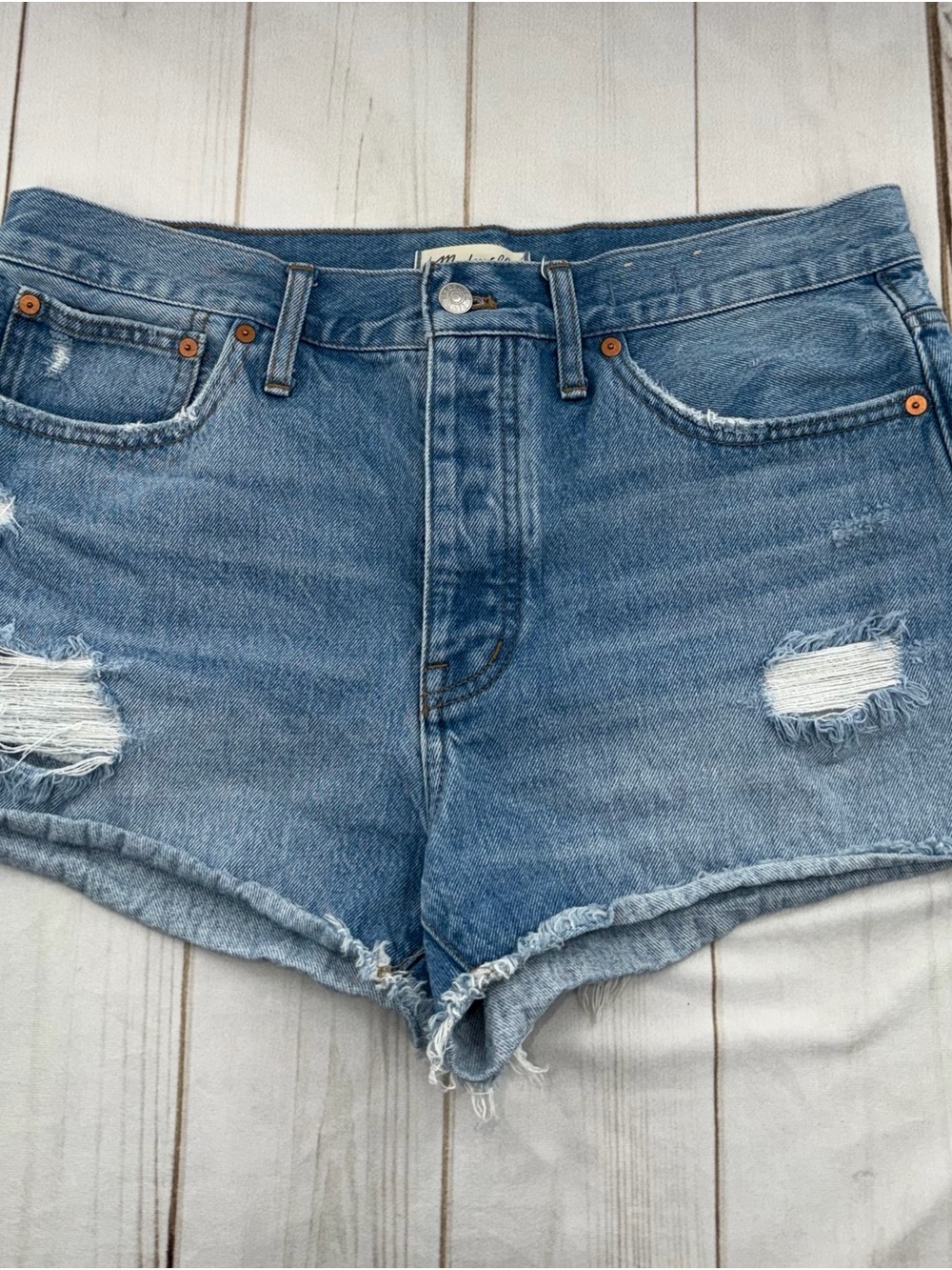 Madewell Light Blue Distressed Relaxed Denim Shorts size 29